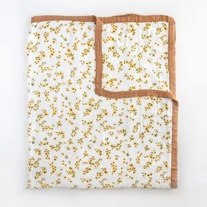 Little Unicorn Deluxe Muslin Quilted Throw | Large | Ditsy Sunflower Pattern